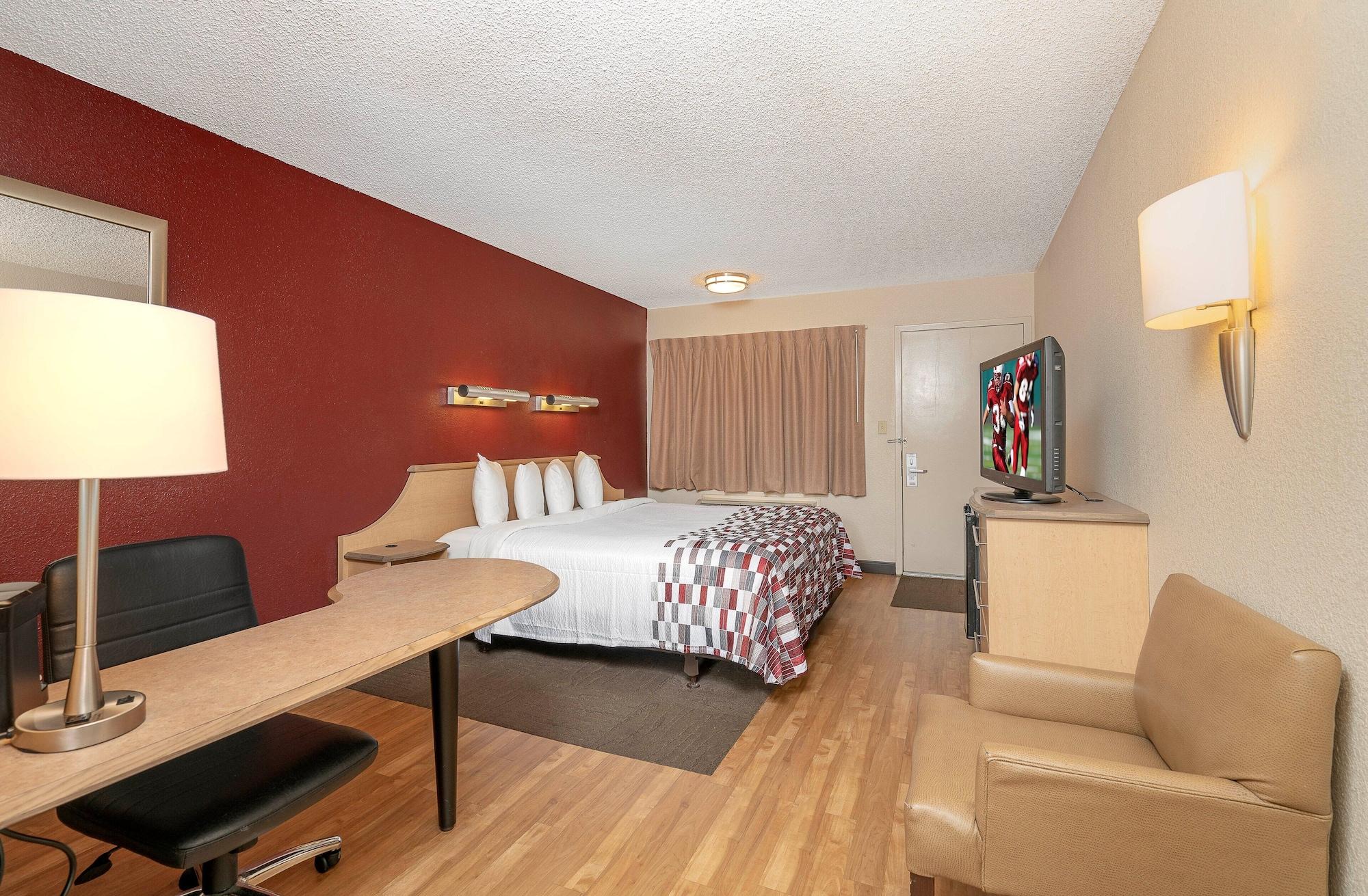 Motel Red Roof Expo Airport Louisville