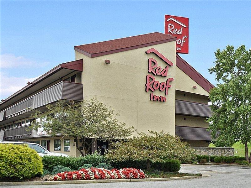 Red Roof Expo Airport