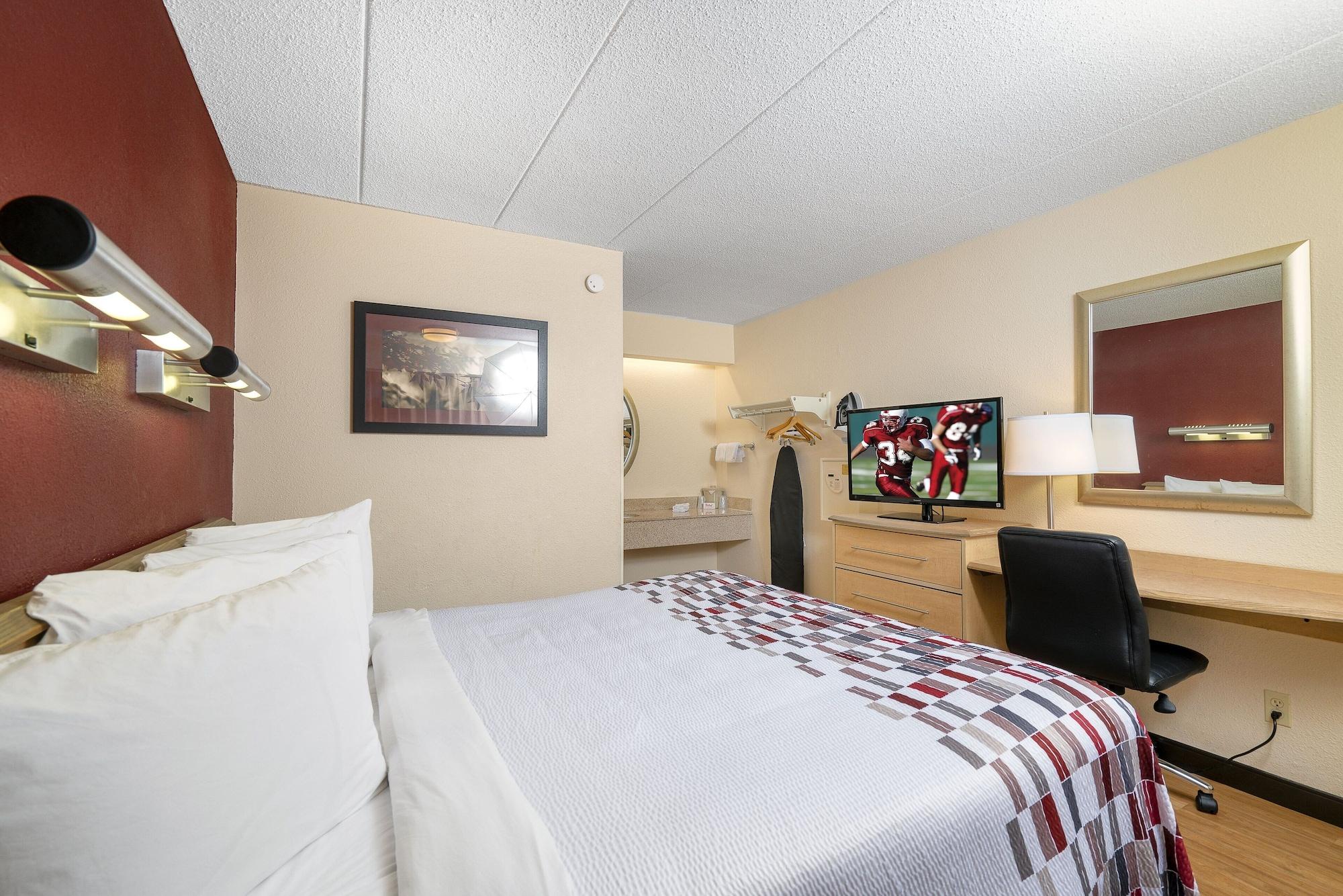 Red Roof Expo Airport Motel