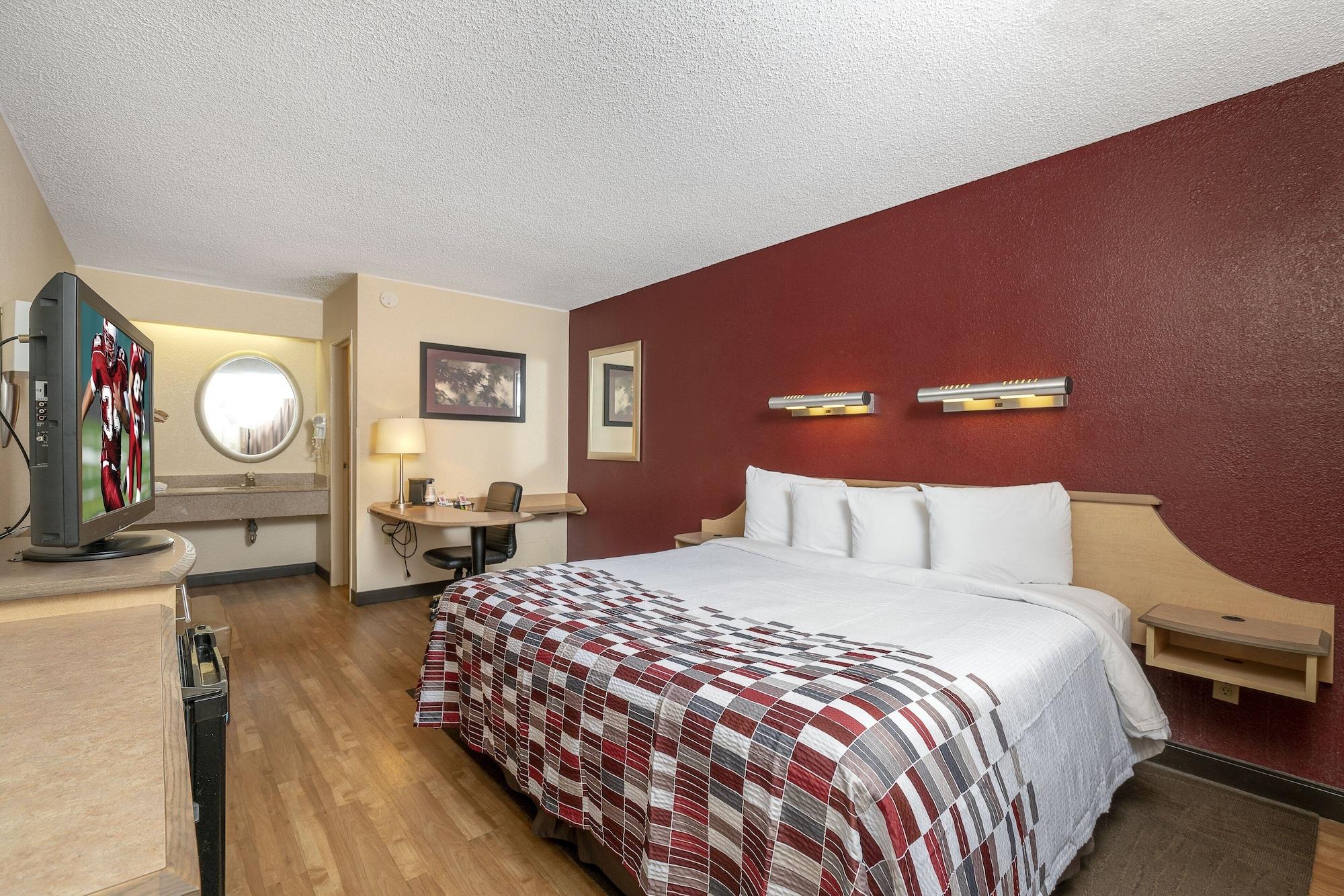 Red Roof Expo Airport Motel Louisville
