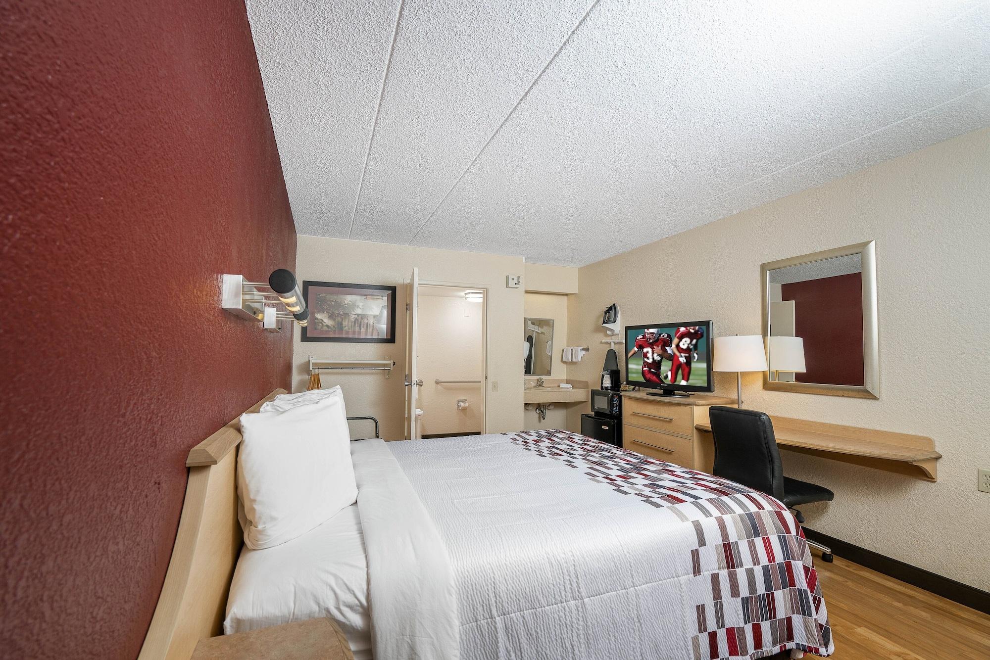 Motel Red Roof Expo Airport Louisville